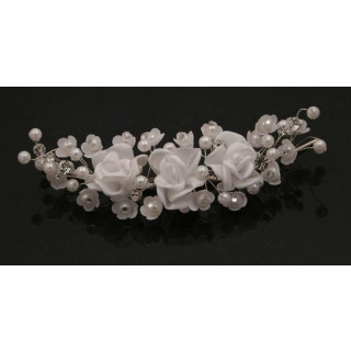 Haargesteck mit 3 Blüten, Strasssteinen und Perlen weiß